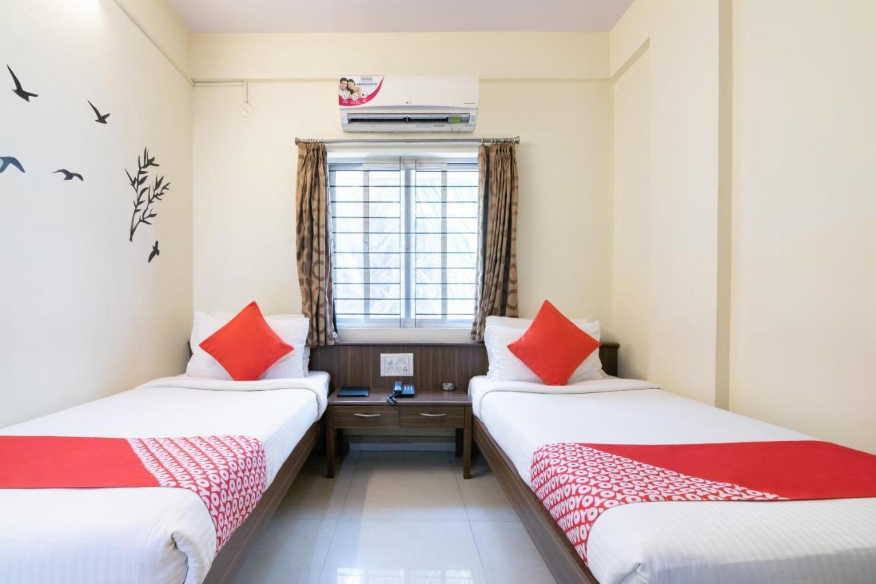 Mg Road One Hotel Bangalore Bagian luar foto